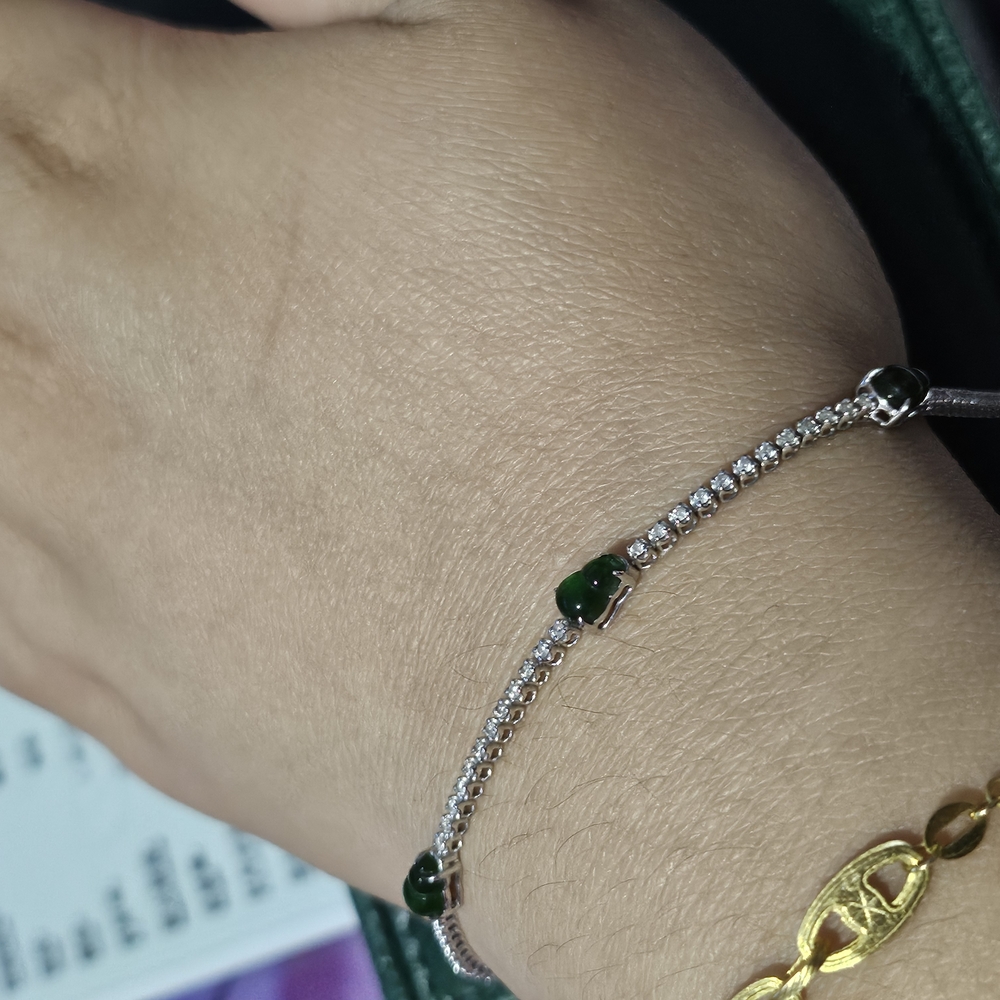 18k Gold Diamonds Jade Bracelet